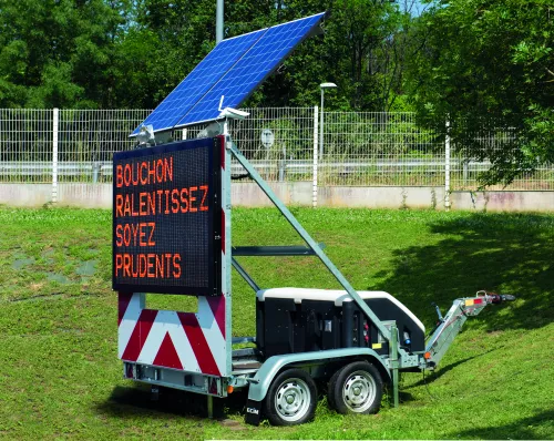 Trailer for variable message signs
